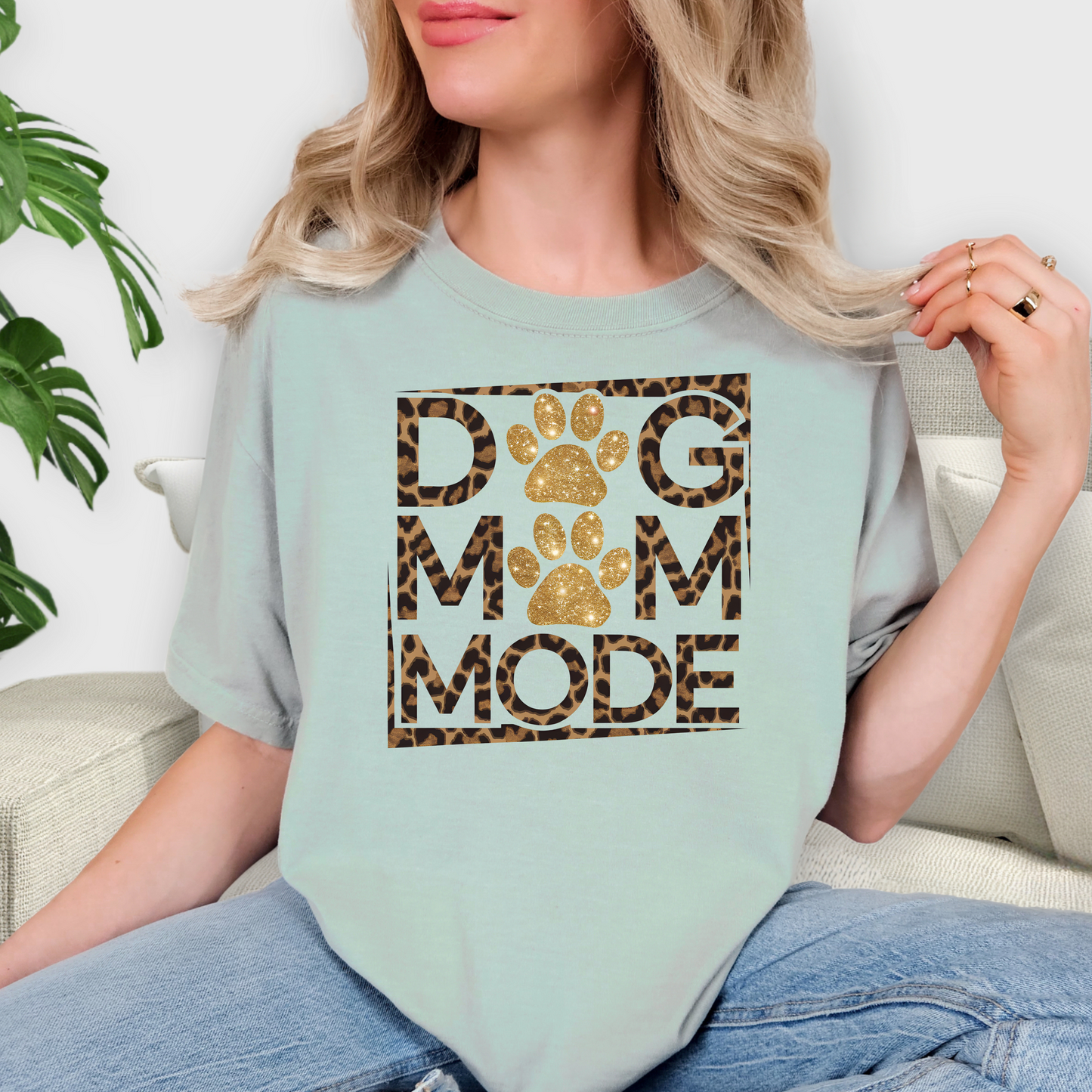 Dog Mom Mode T-Shirt – Cute Gift for Dog Lovers and Pet Parents