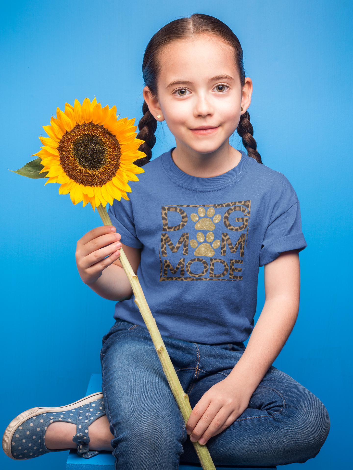 Dog Mom Mode Youth T-Shirt – Cute Gift for Kids Who Love Dogs