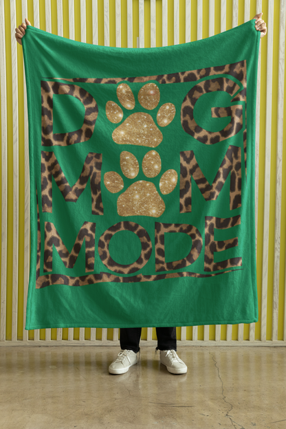 Dog Mom Mode Blanket – Cozy Gift for Shih Tzu & Dog Lovers