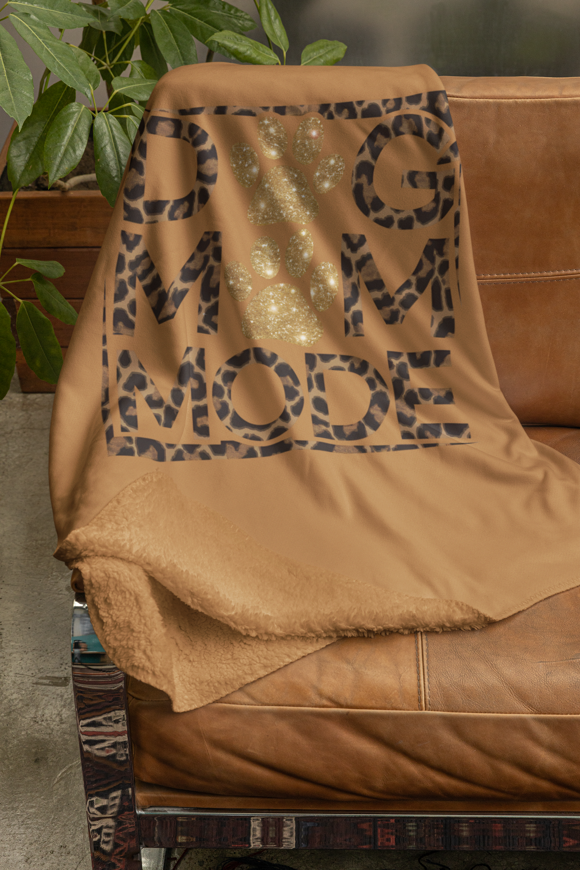 Dog Mom Mode Blanket – Cozy Gift for Shih Tzu & Dog Lovers