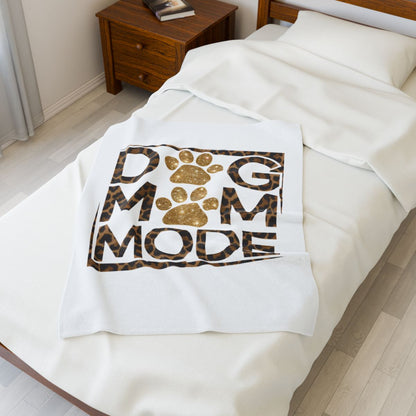 Dog Mom Mode Blanket – Cozy Gift for Shih Tzu & Dog Lovers