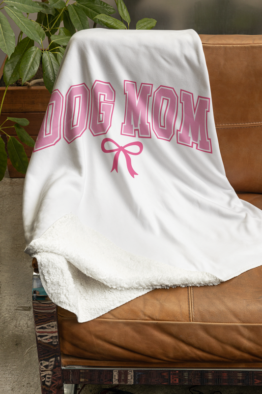 Dog Mom Blanket – Cozy & Soft Gift for Dog Lovers & Pet Moms