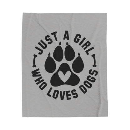 Just a Girl Who Loves Dogs Blanket